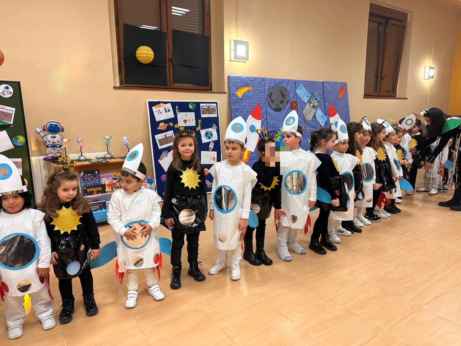 INFANTIL CELEBRA SU APRENDIZAJE POR CARNAVAL.