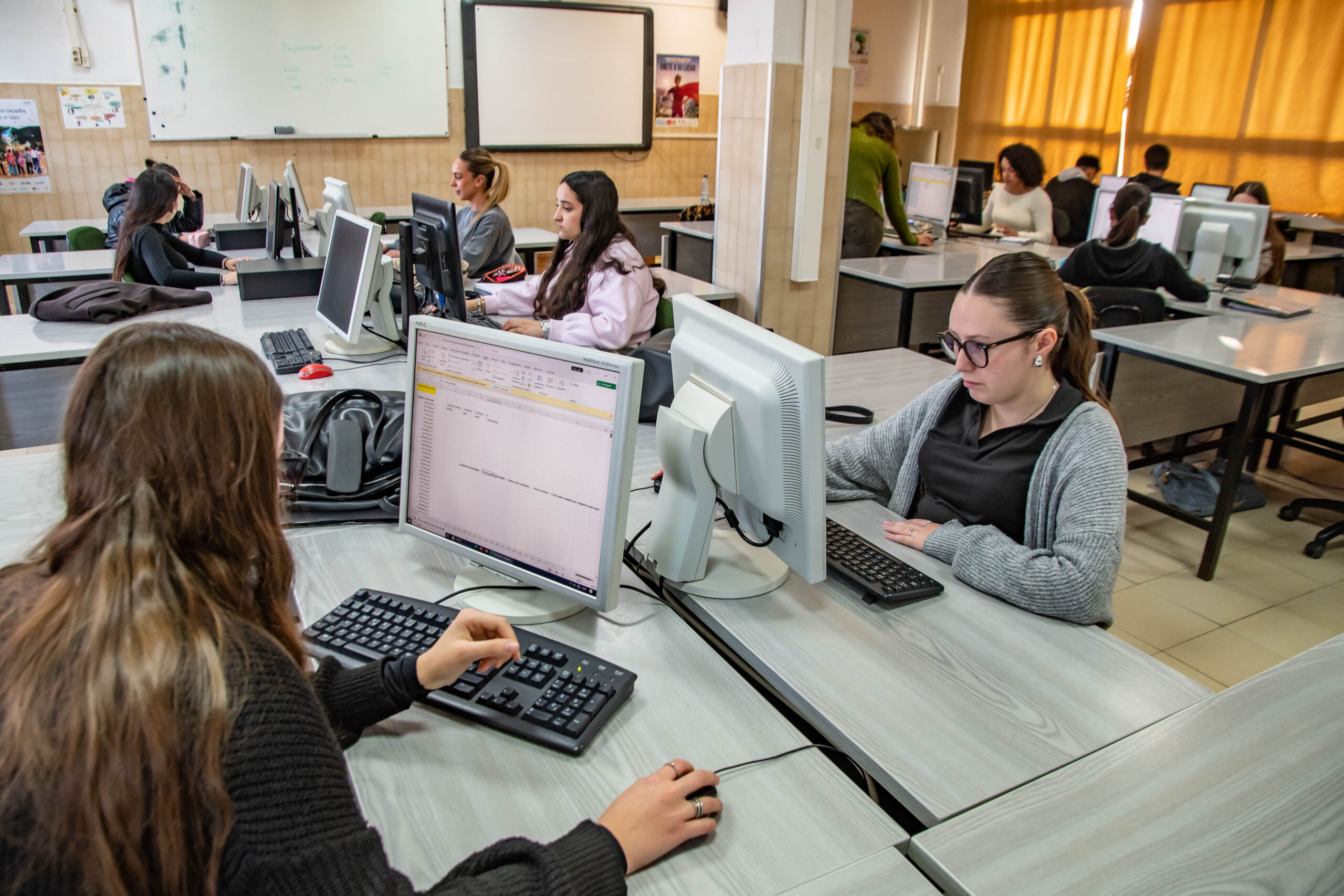 Estudiantes Administración